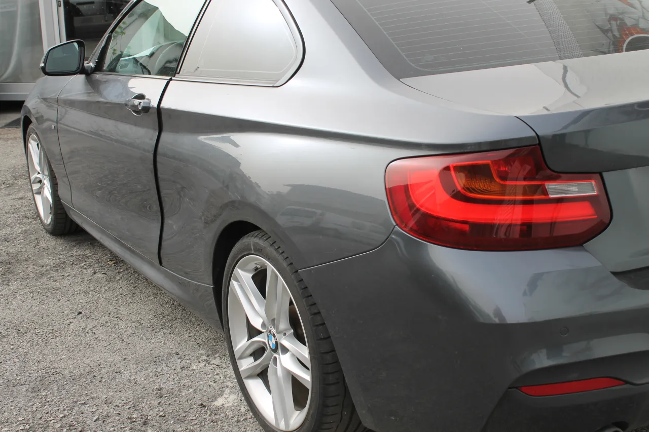 BMW 218 d Coupe Sport Line GR Cars Stand Automóvel