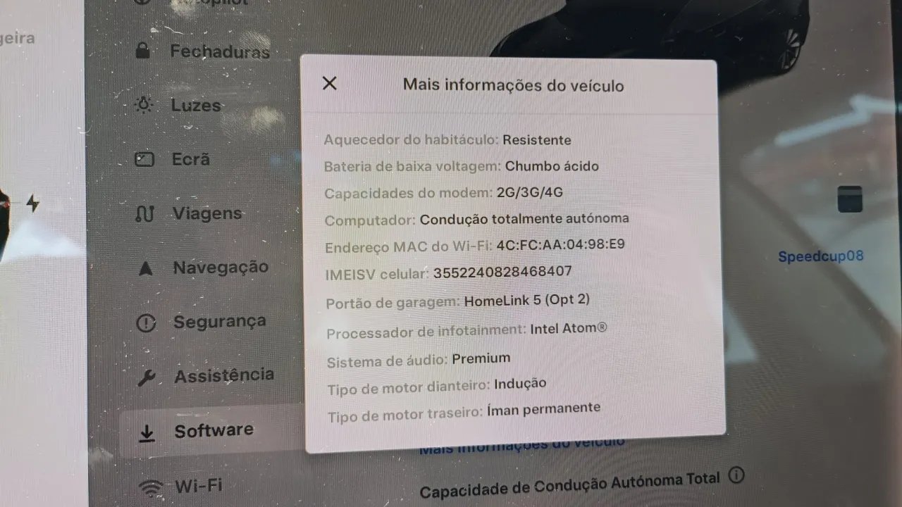 Tesla Model 3 Long Range GR Cars Stand Automóvel