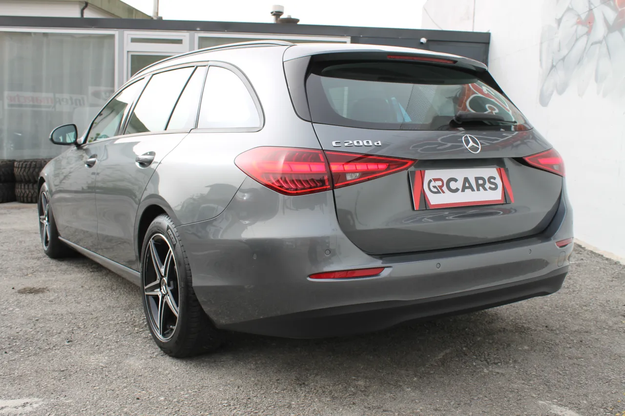 Mercedes-Benz C 200 Station d 9G-TRONIC GR Cars Stand Automóvel