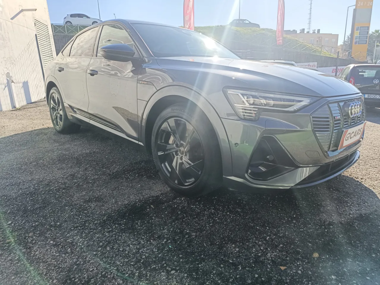Audi E-Tron Sportback GR Cars Stand Automóvel
