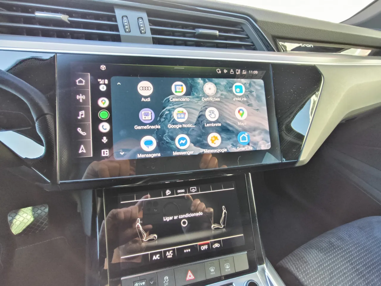 Audi E-Tron Sportback GR Cars Stand Automóvel