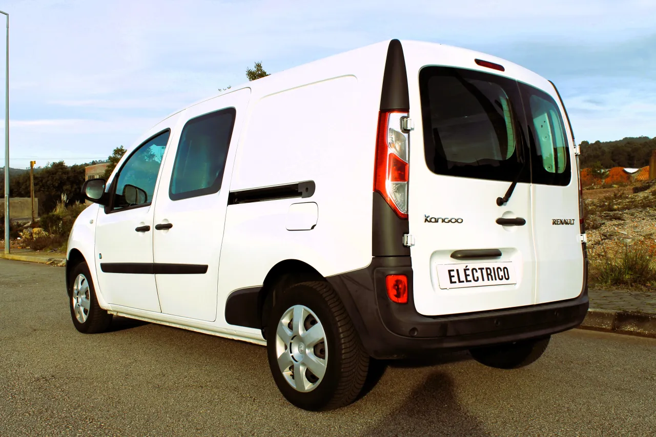 Renault Kangoo Z.E. GR Cars Stand Automóvel