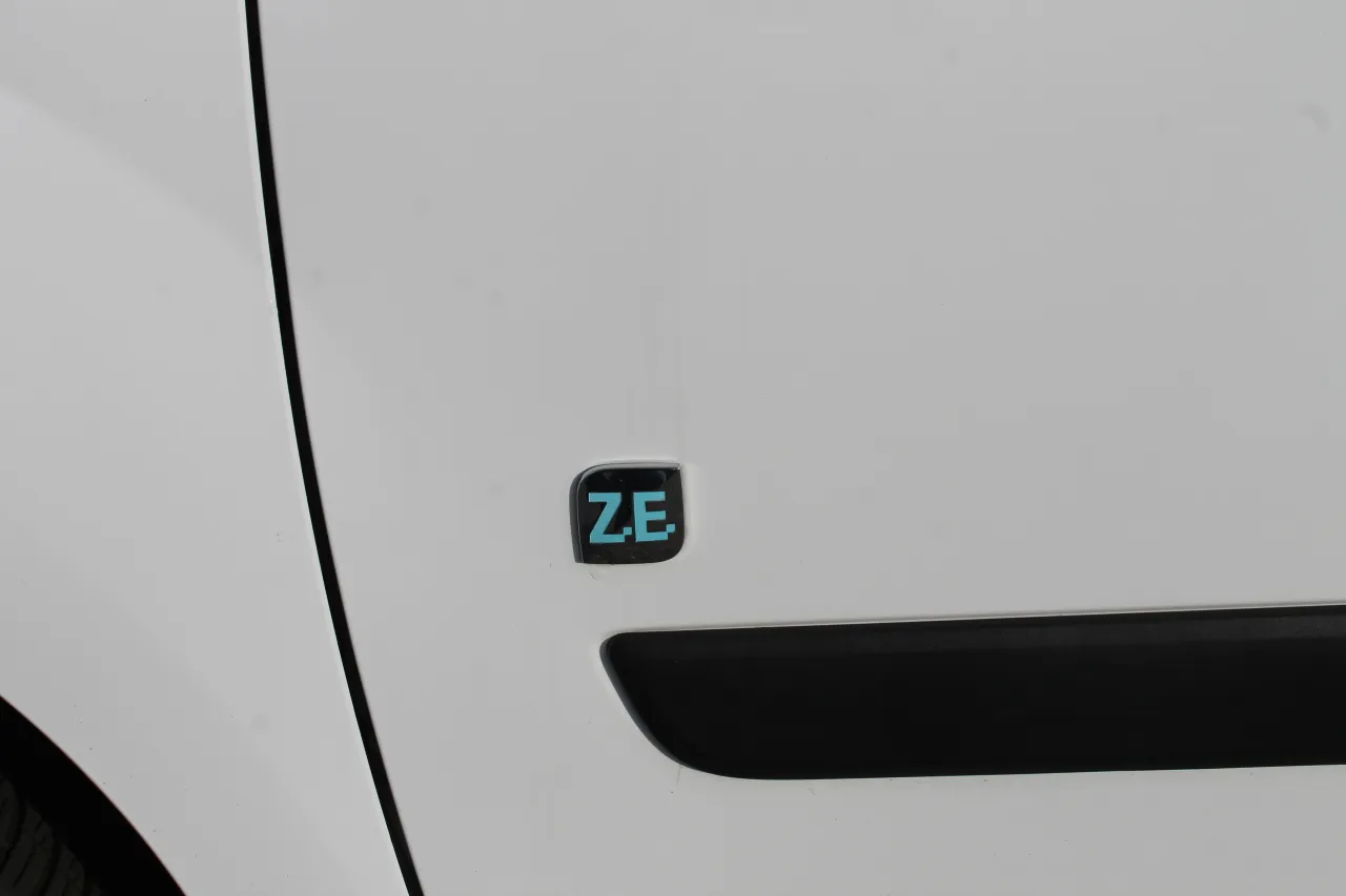 Renault Kangoo Z.E. GR Cars Stand Automóvel