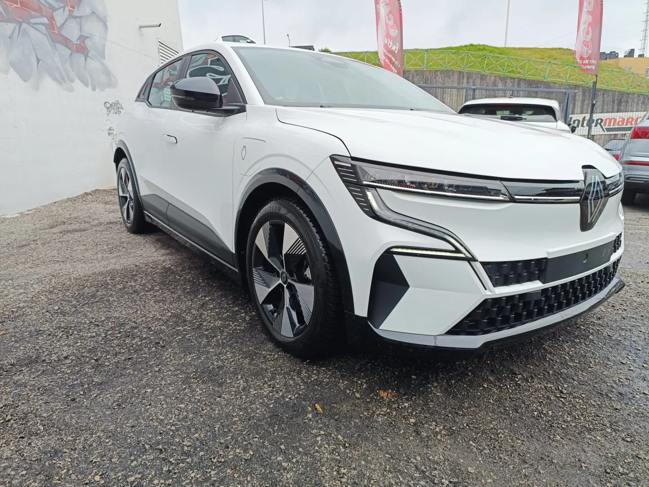 Renault Mégane E-Tech 40 GR Cars Stand Automóvel