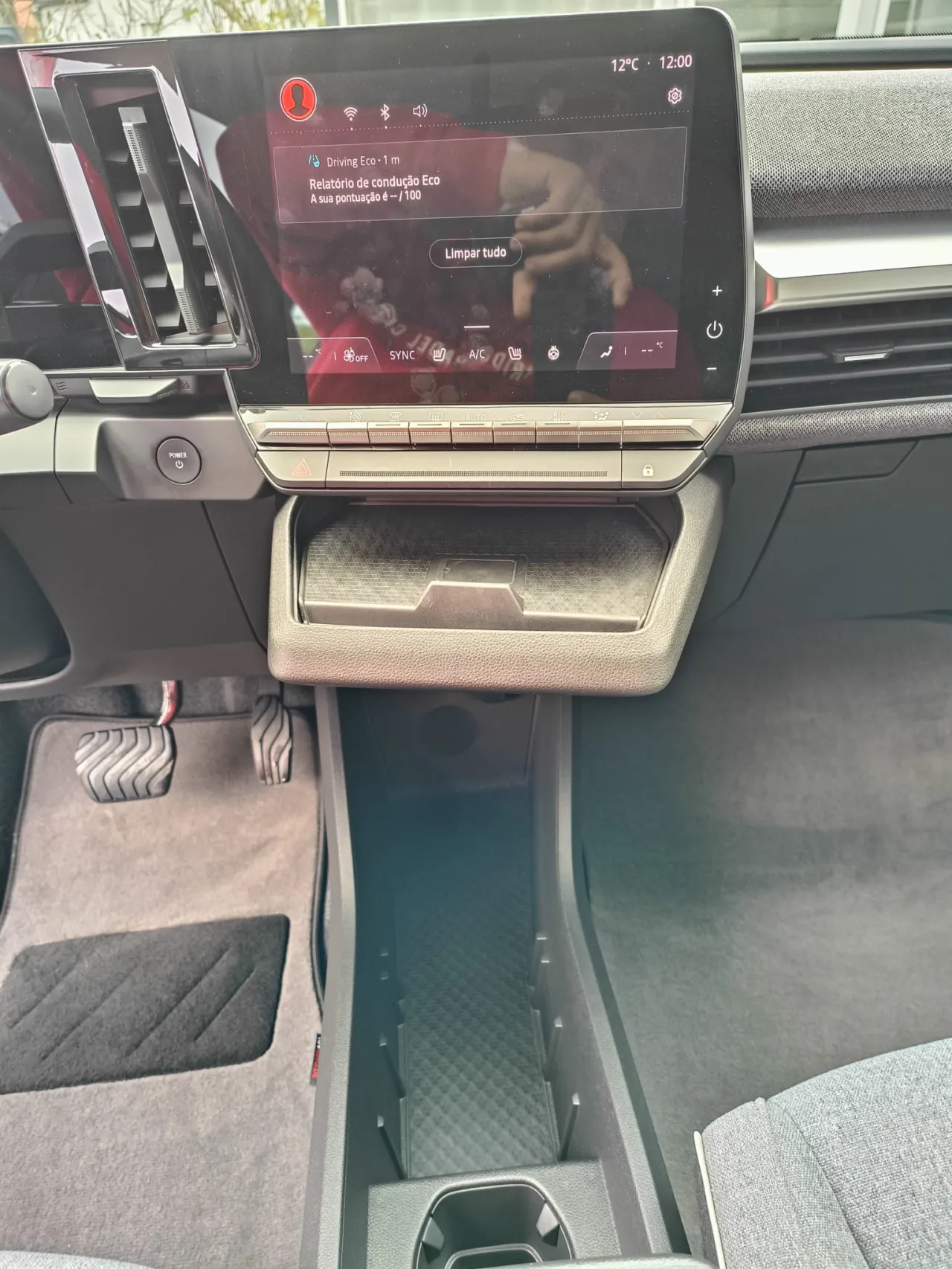 Renault Mégane E-Tech 40 GR Cars Stand Automóvel