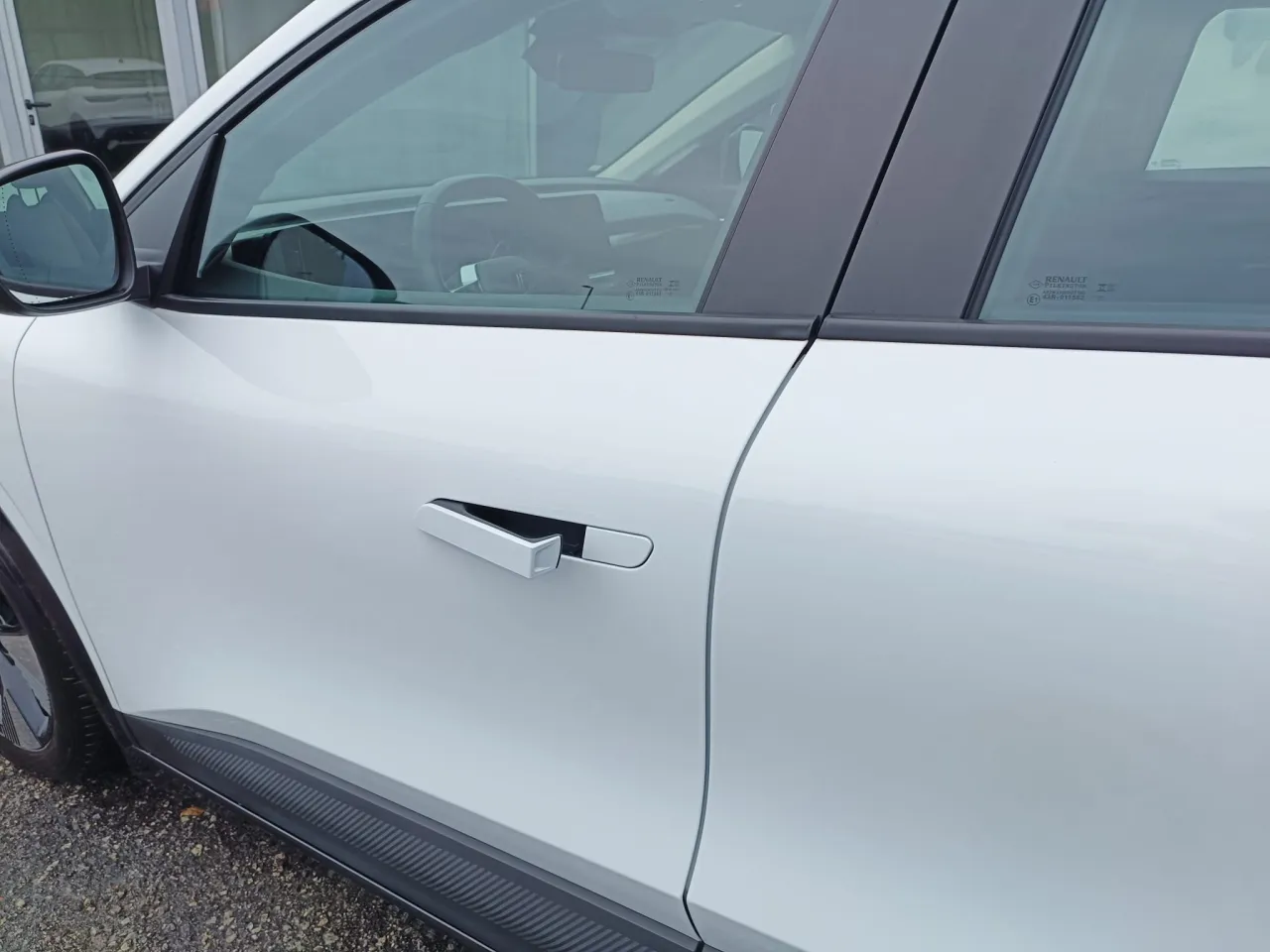 Renault Mégane E-tech 60 GR Cars Stand Automóvel