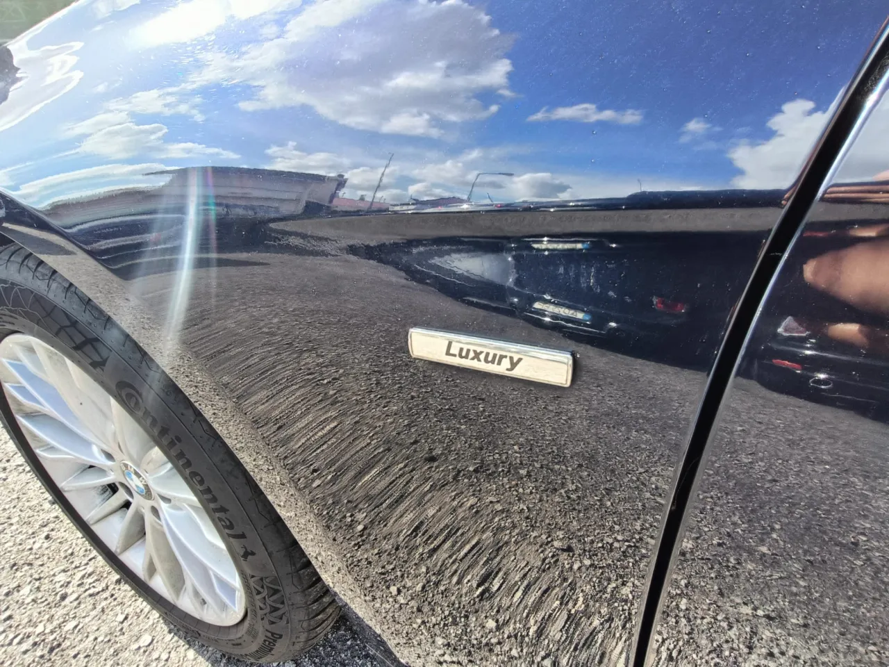 BMW 318D Luxury GR Cars Stand Automóvel