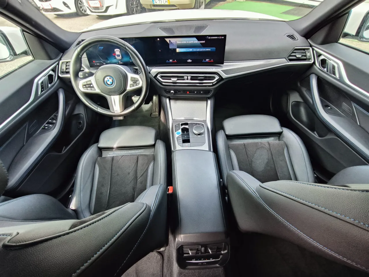 BMW I4 35 M sport GR Cars Stand Automóvel