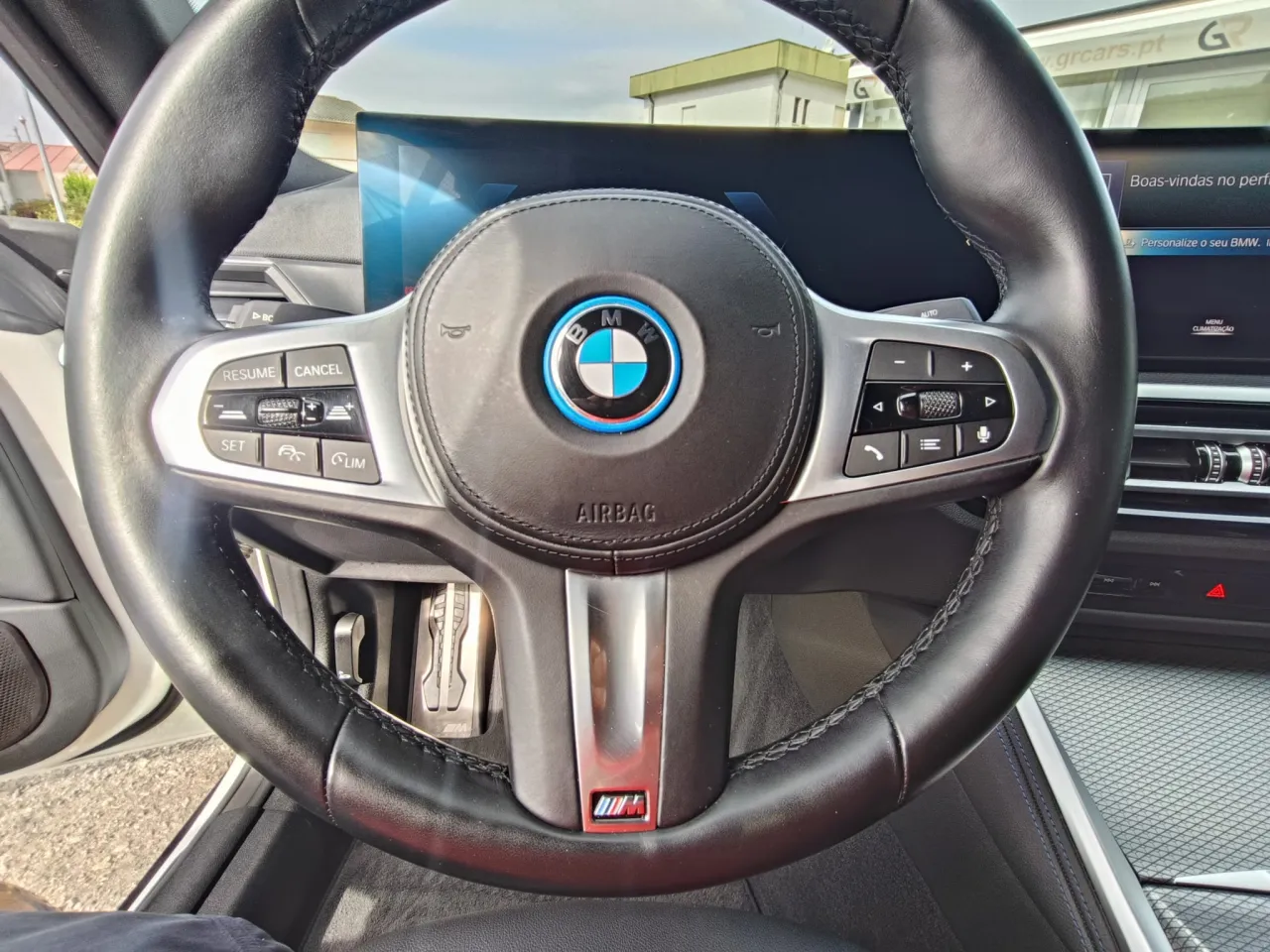 BMW I4 35 M sport GR Cars Stand Automóvel