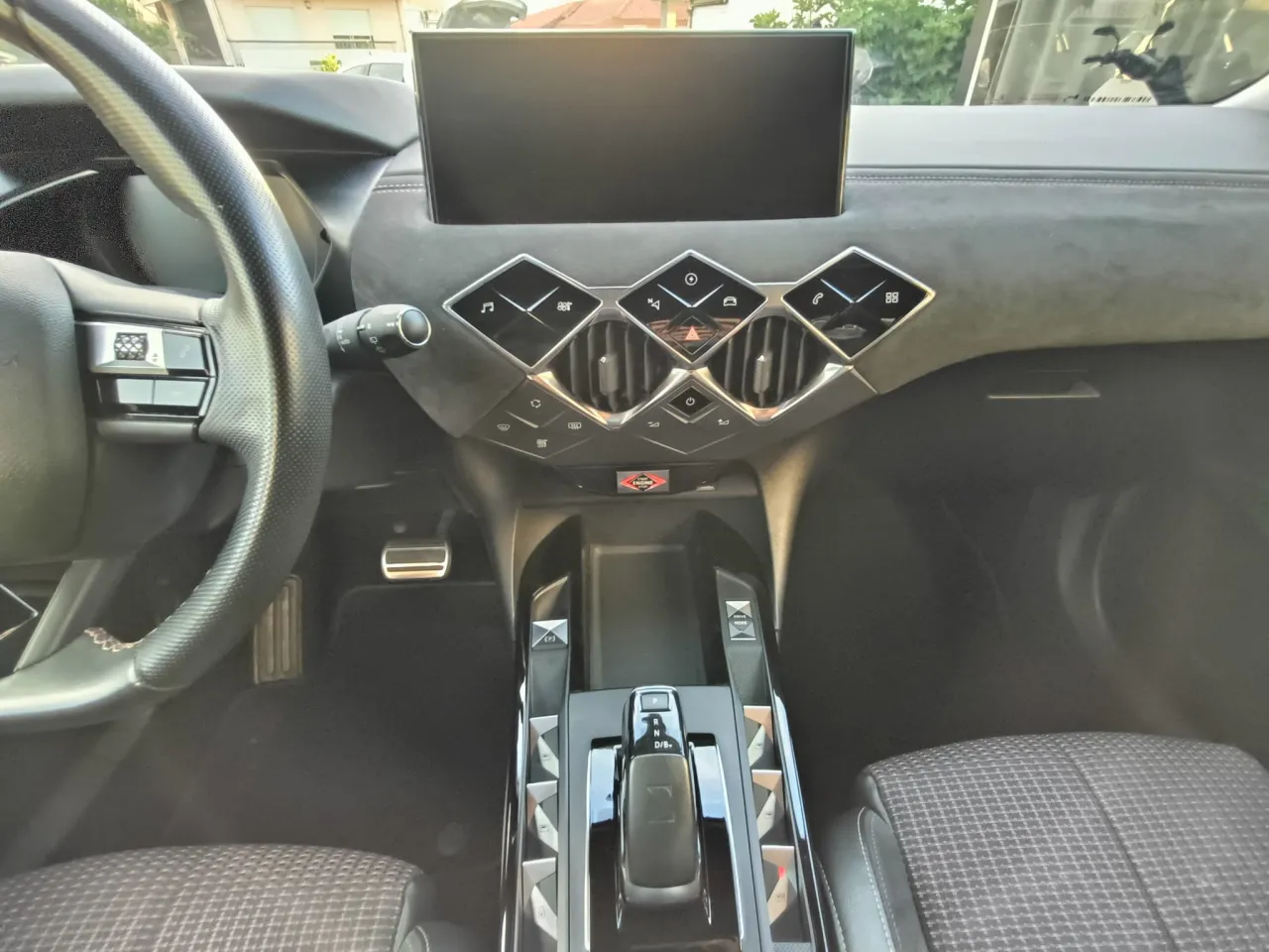DS DS3 Crossback Performance  Line GR Cars Stand Automóvel