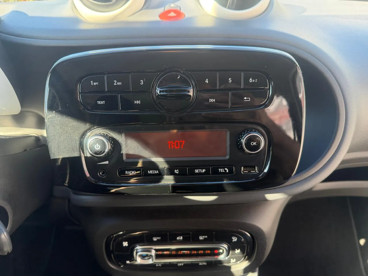 Smart Forfour GR Cars Stand Automóvel