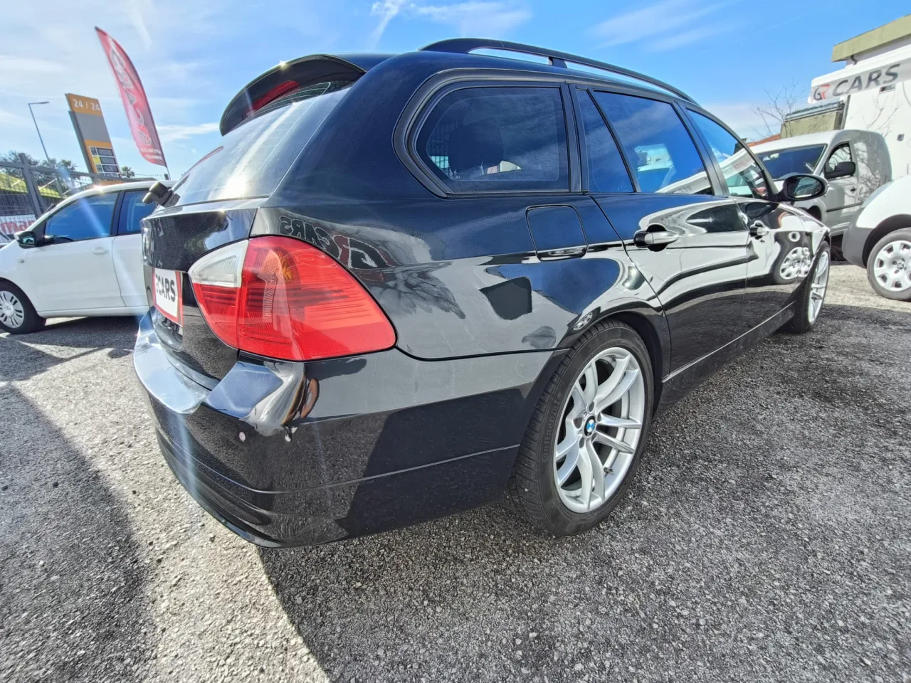 BMW 320 d GR Cars Stand Automóvel