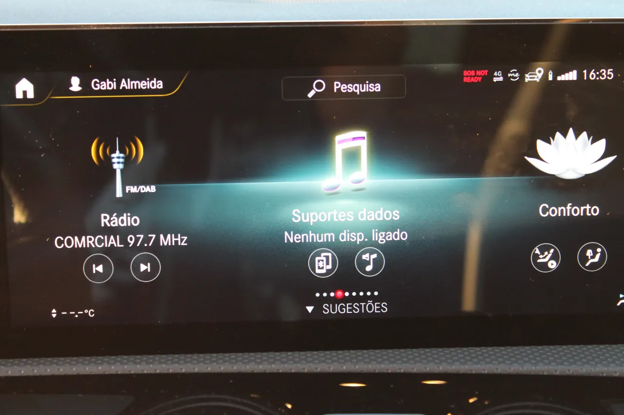 Mercedes-Benz A250 E IVA Dedutível GR Cars Stand Automóvel