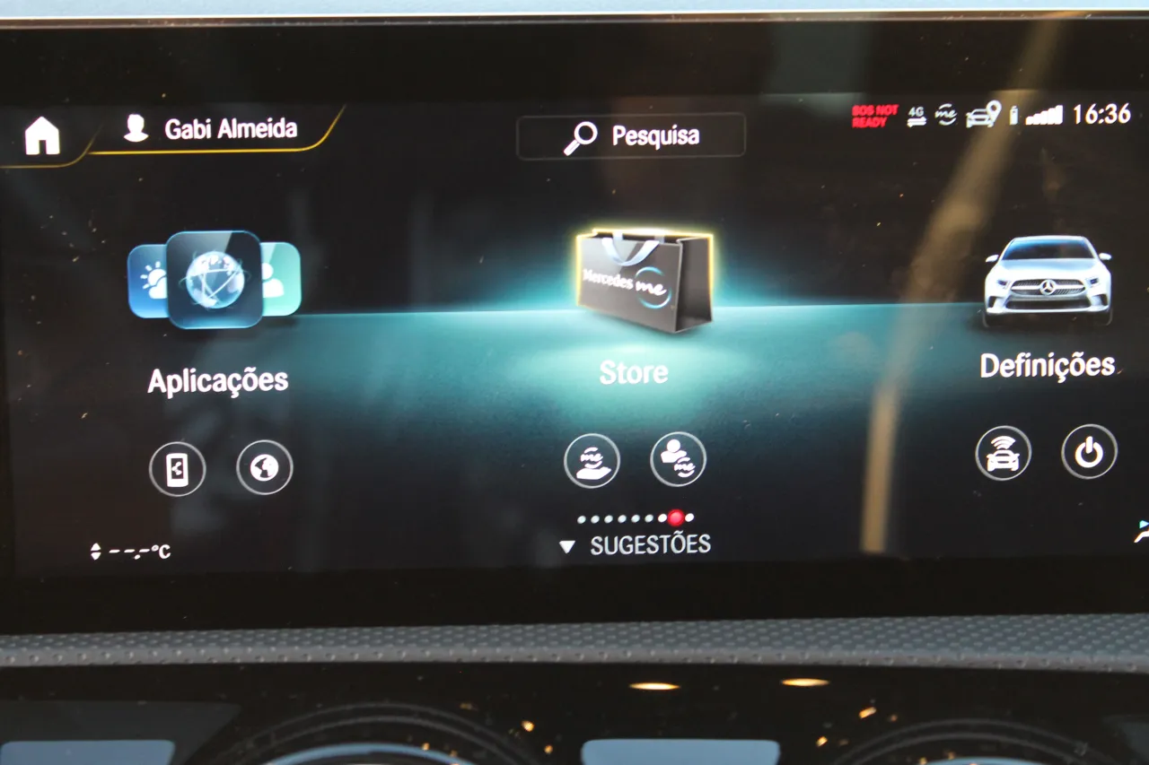 Mercedes-Benz A250 E IVA Dedutível GR Cars Stand Automóvel