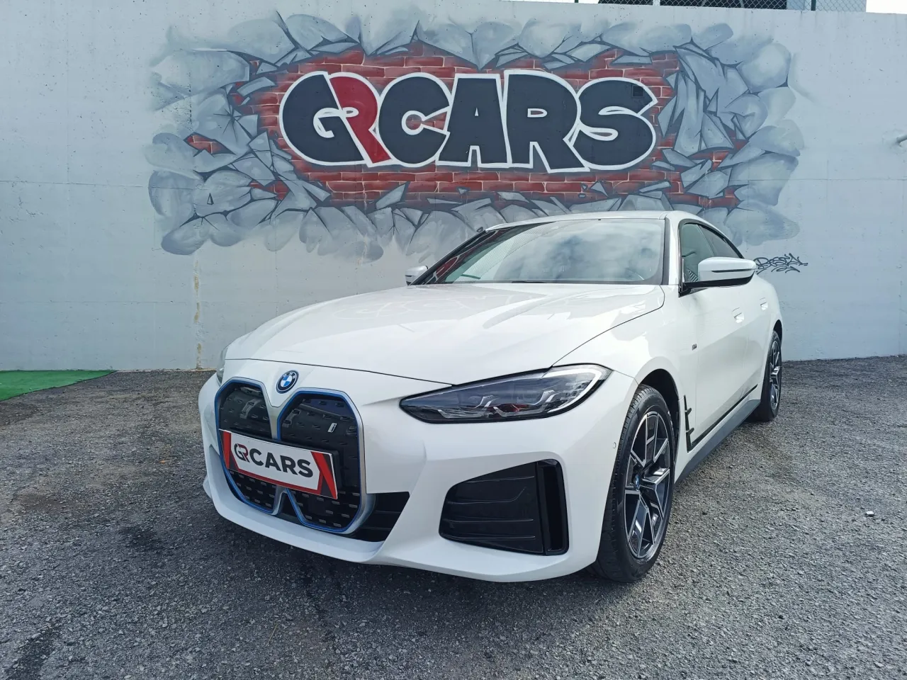 BMW I4 35 M sport GR Cars Stand Automóvel