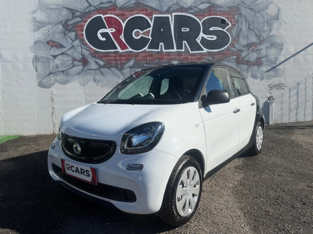 GR Cars Stand Autmóvel - Smart Forfour